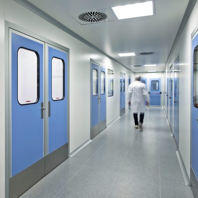 cleanroom door